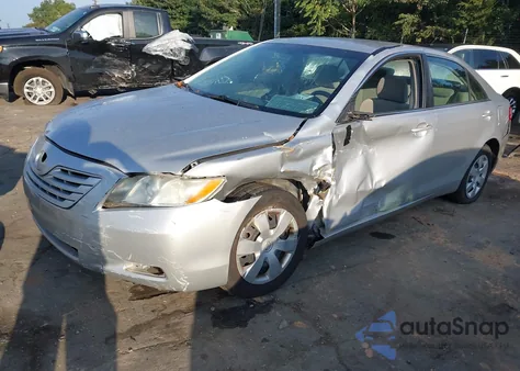 2009 Toyota Camry z USA, uszkodzony, nr VIN 4T1BE46KX9U372389